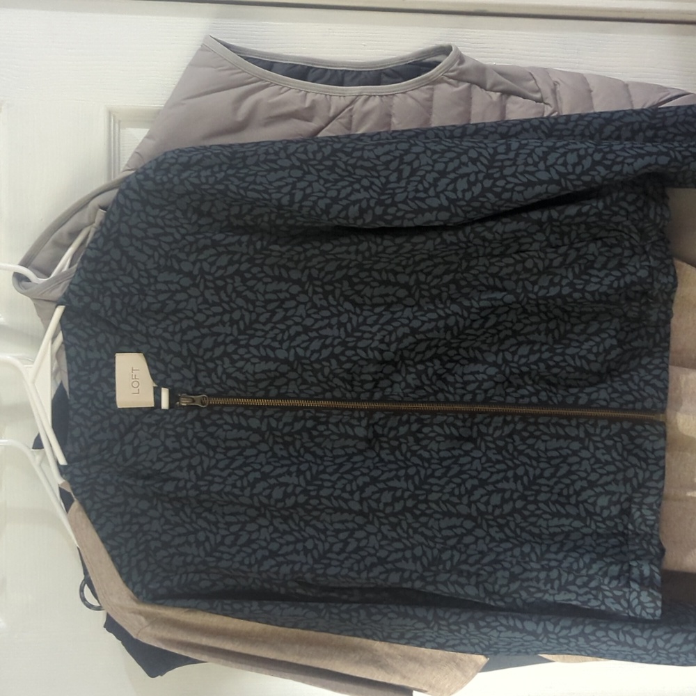 Loft Jacket Size Large Green and Black